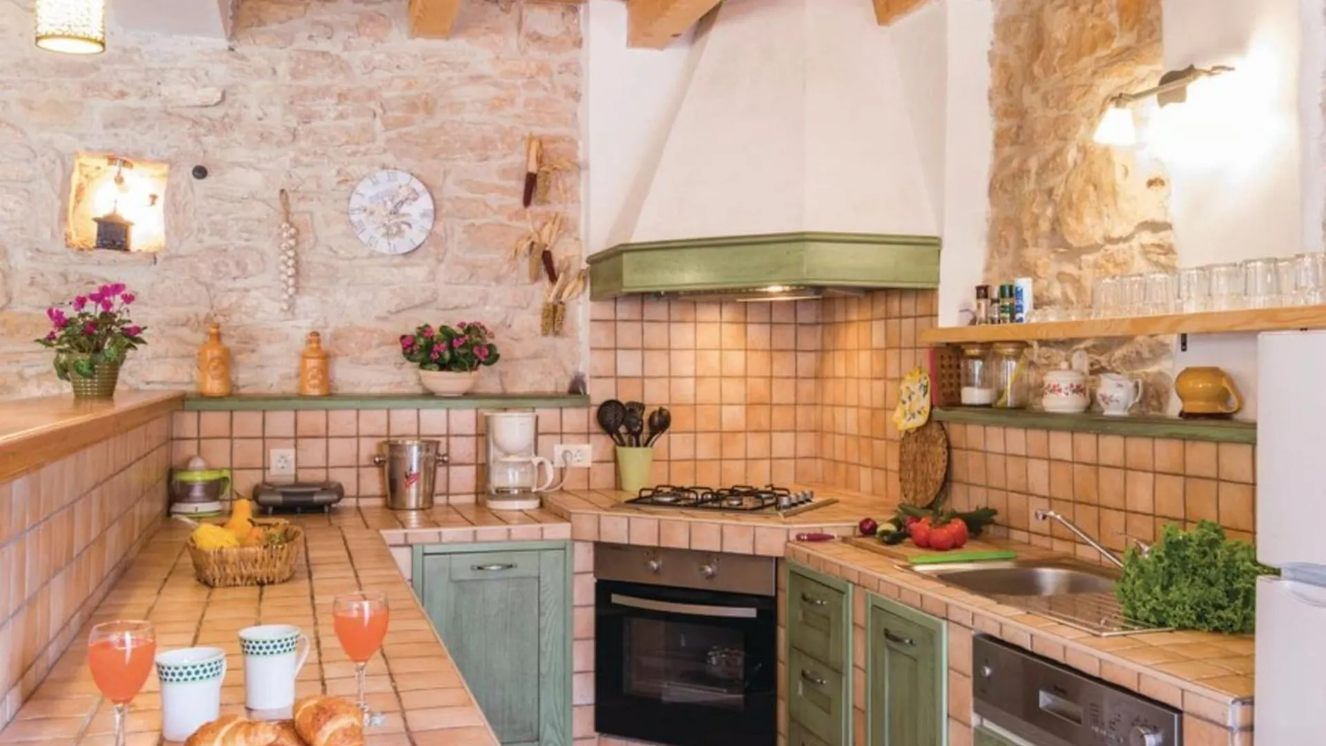 Villa Istra - Four Bedroom Villa With Private Pool Gračišće
